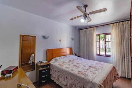 Casa à venda com 118m², 2 quartos e 2 vagasQuarto 2