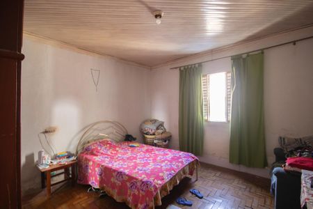 Casa à venda com 90m², 2 quartos e 3 vagas Casa à venda com 90m², 2 quartos e 3 vagasQuarto 2