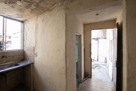 Casa à venda com 90m², 2 quartos e 3 vagas Casa à venda com 90m², 2 quartos e 3 vagasCozinha 2