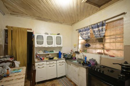 Casa à venda com 90m², 2 quartos e 3 vagas Casa à venda com 90m², 2 quartos e 3 vagasCozinha