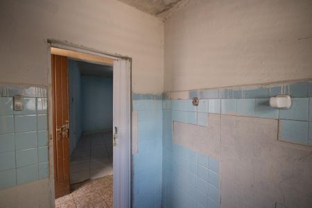 Casa à venda com 90m², 2 quartos e 3 vagas Casa à venda com 90m², 2 quartos e 3 vagasBanheiro