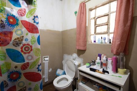 Casa à venda com 90m², 2 quartos e 3 vagas Casa à venda com 90m², 2 quartos e 3 vagasBanheiro 2