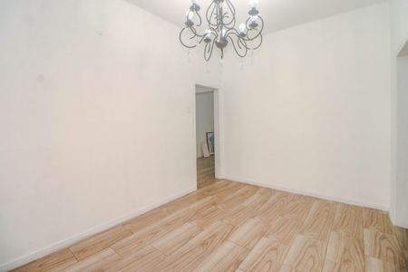 Apartamento para alugar com 90m², 3 quartos e sem vagaSala