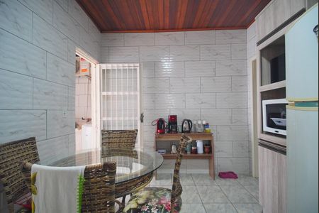 Casa à venda com 197m², 3 quartos e 2 vagasCozinha