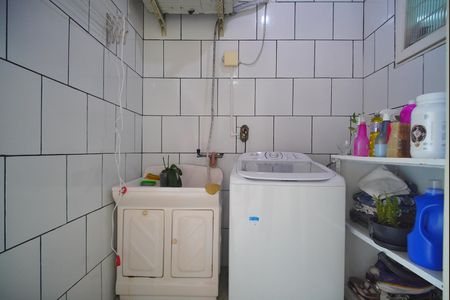 Casa à venda com 197m², 3 quartos e 2 vagasÁrea de Serviço