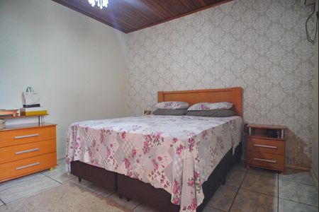 Casa à venda com 197m², 3 quartos e 2 vagasSuíte