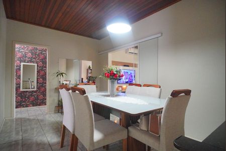 Casa à venda com 197m², 3 quartos e 2 vagasSala de Jantar