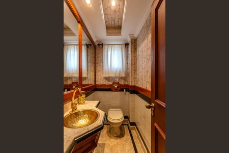 Casa à venda com 290m², 3 quartos e 2 vagas Casa à venda com 290m², 3 quartos e 2 vagasLavabo