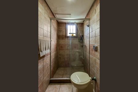 Casa à venda com 290m², 3 quartos e 2 vagas Casa à venda com 290m², 3 quartos e 2 vagasBanheiro de Serviço 2