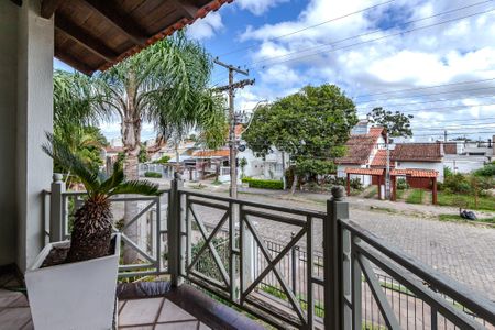 Casa à venda com 290m², 3 quartos e 2 vagas Casa à venda com 290m², 3 quartos e 2 vagasSuíte Varanda