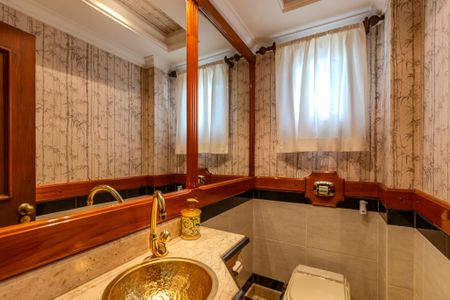 Casa à venda com 290m², 3 quartos e 2 vagas Casa à venda com 290m², 3 quartos e 2 vagasLavabo