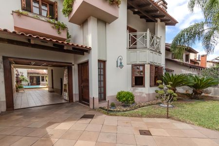 Casa à venda com 290m², 3 quartos e 2 vagas Casa à venda com 290m², 3 quartos e 2 vagasJardim