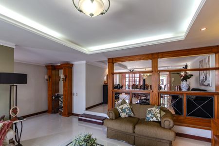 Casa à venda com 290m², 3 quartos e 2 vagas Casa à venda com 290m², 3 quartos e 2 vagasSala de TV