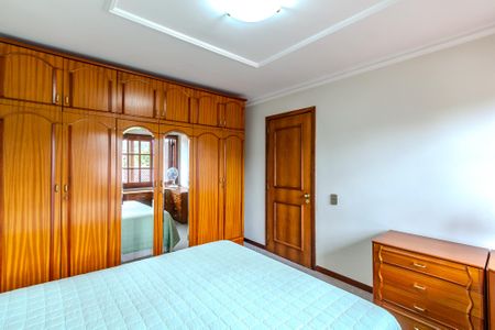 Casa à venda com 290m², 3 quartos e 2 vagas Casa à venda com 290m², 3 quartos e 2 vagasQuarto 1