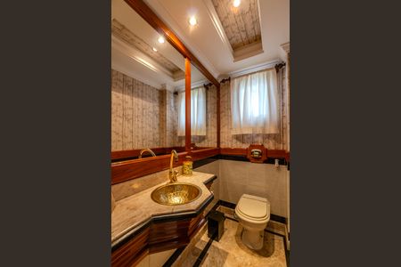 Casa à venda com 290m², 3 quartos e 2 vagas Casa à venda com 290m², 3 quartos e 2 vagasLavabo