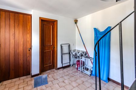 Casa à venda com 290m², 3 quartos e 2 vagas Casa à venda com 290m², 3 quartos e 2 vagasÁrea de Serviço