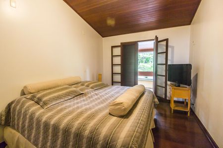 Casa de condomínio à venda com 503m², 4 quartos e 3 vagasSuíte 2