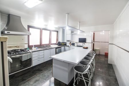 Casa de condomínio à venda com 503m², 4 quartos e 3 vagasCozinha