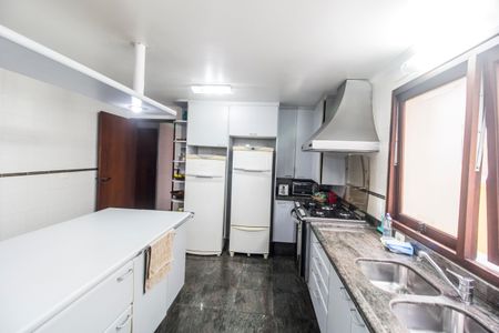 Casa de condomínio à venda com 503m², 4 quartos e 3 vagasCozinha