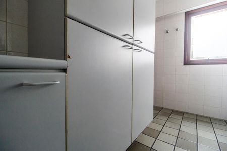 Casa de condomínio à venda com 503m², 4 quartos e 3 vagasÁrea de Serviço