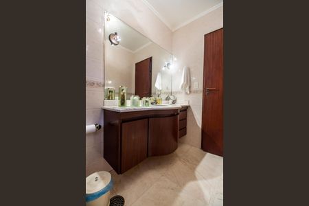 Casa de condomínio à venda com 503m², 4 quartos e 3 vagasBanheiro Social