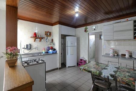 Casa para alugar com 130m², 3 quartos e 2 vagas Casa para alugar com 130m², 3 quartos e 2 vagasCozinha