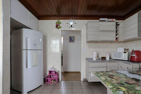 Casa para alugar com 130m², 3 quartos e 2 vagas Casa para alugar com 130m², 3 quartos e 2 vagasCozinha