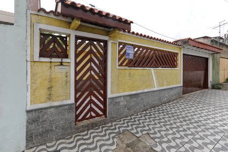 Casa para alugar com 130m², 3 quartos e 2 vagas Casa para alugar com 130m², 3 quartos e 2 vagasFachada
