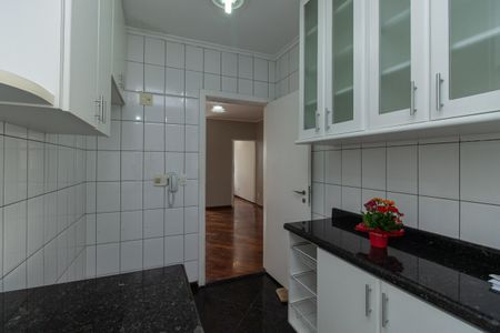Apartamento à venda com 102m², 3 quartos e 4 vagasCozinha