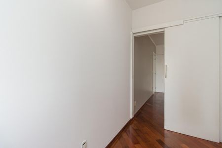 Apartamento à venda com 102m², 3 quartos e 4 vagasQuarto 1