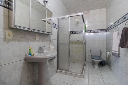 Casa à venda com 235m², 4 quartos e 4 vagas Casa à venda com 235m², 4 quartos e 4 vagasEdícula