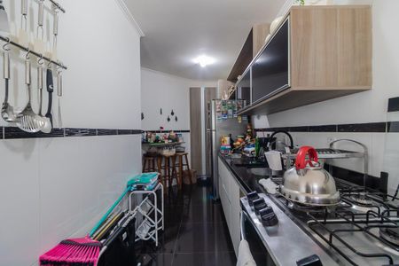 Casa à venda com 235m², 4 quartos e 4 vagas Casa à venda com 235m², 4 quartos e 4 vagasCozinha