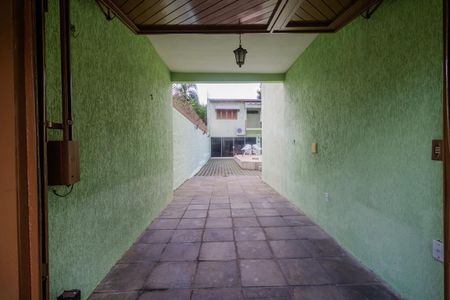 Casa à venda com 235m², 4 quartos e 4 vagas Casa à venda com 235m², 4 quartos e 4 vagasGaragem