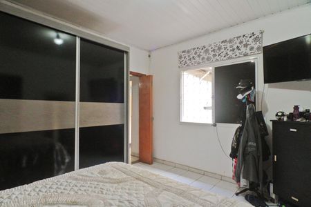 Casa à venda com 340m², 6 quartos e 4 vagasCasa 4 - quarto