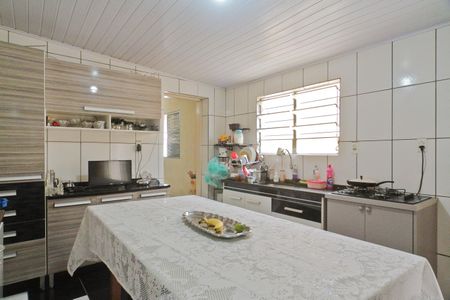 Casa à venda com 340m², 6 quartos e 4 vagasCasa 4 - cozinha