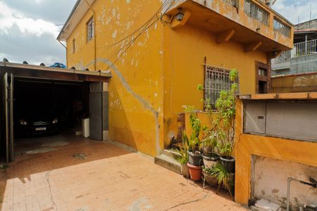 Casa à venda com 340m², 6 quartos e 4 vagasÁrea externa