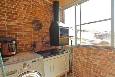 Casa à venda com 340m², 6 quartos e 4 vagasCasa 2 - área de serviço