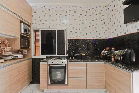 Casa à venda com 340m², 6 quartos e 4 vagasCasa 2 - cozinha