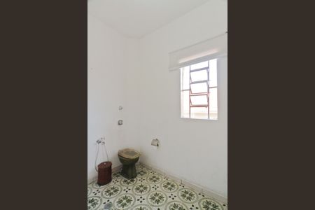 Casa à venda com 340m², 6 quartos e 4 vagasBanheiro