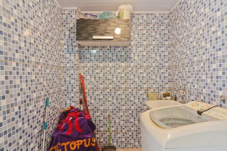 Casa à venda com 340m², 6 quartos e 4 vagasCasa 4 - área de serviço