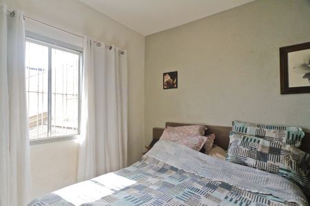 Casa à venda com 340m², 6 quartos e 4 vagasCasa 2 - quarto