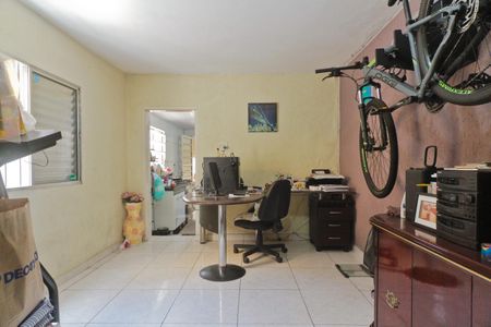 Casa à venda com 340m², 6 quartos e 4 vagasCasa 4 - escritório