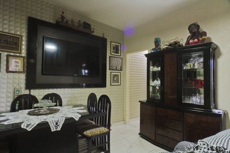 Casa à venda com 340m², 6 quartos e 4 vagasCasa 2 - sala