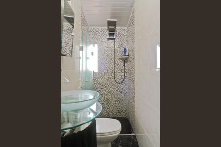 Casa à venda com 340m², 6 quartos e 4 vagasCasa 2 - banheiro