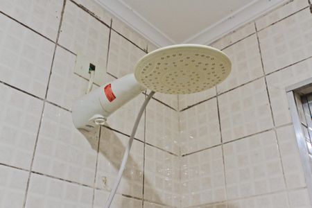 Casa à venda com 340m², 6 quartos e 4 vagasCasa 3 - banheiro