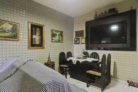 Casa à venda com 340m², 6 quartos e 4 vagasCasa 2 - sala