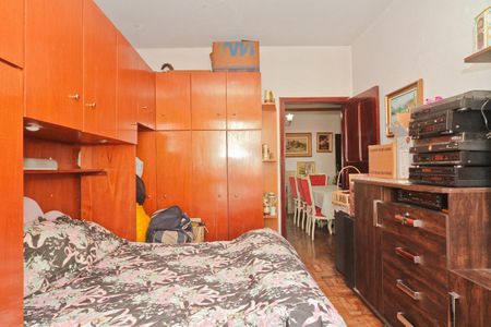 Casa à venda com 340m², 6 quartos e 4 vagasQuarto 1