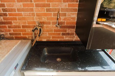 Casa à venda com 340m², 6 quartos e 4 vagasCasa 2 - área de serviço