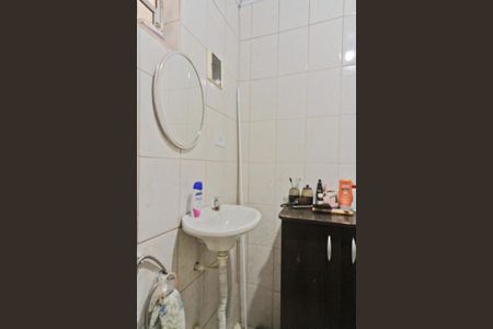 Casa à venda com 340m², 6 quartos e 4 vagasCasa 4 - banheiro