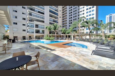 Apartamento à venda com 167m², 3 quartos e 2 vagasÁrea comum - Piscina